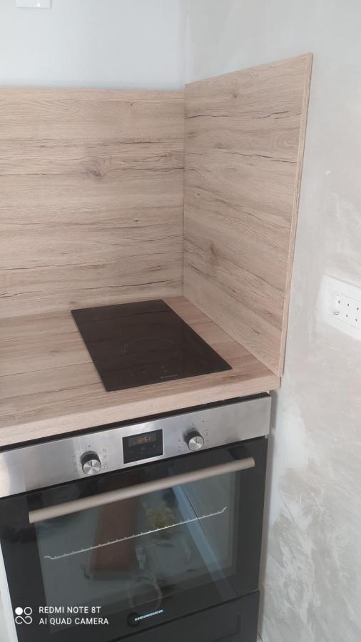 Clover Apartman ซาดาร์ ภายนอก รูปภาพ
